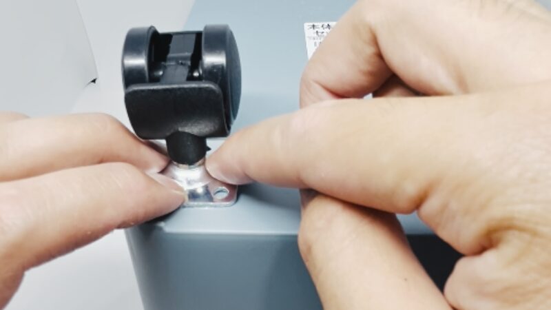 車輪の貼り付け