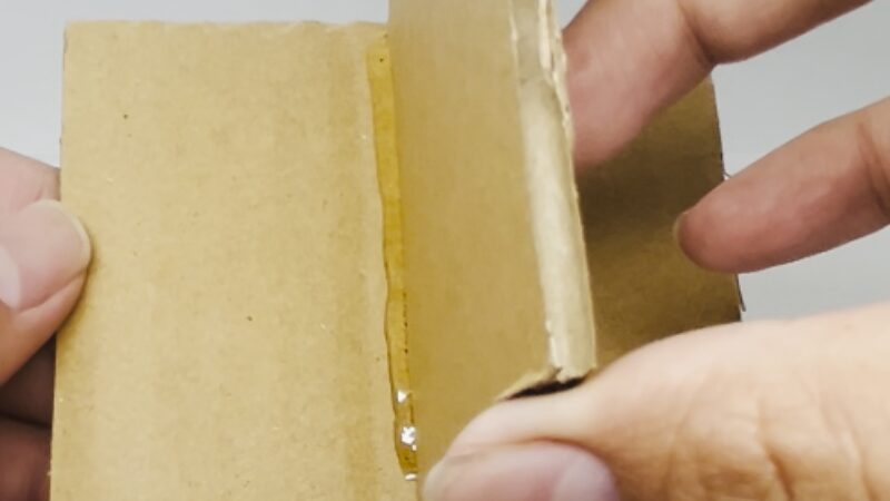 ダンボール接着後の外観(スーパーXゴールド)