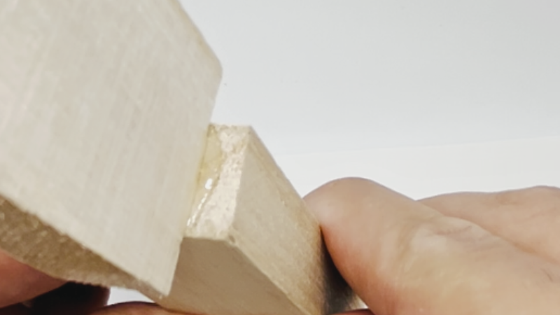 セメダイン 木工用接着剤 硬化後の外観