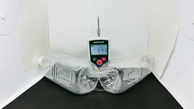 「ボンド GPクリヤー」のペットボトルでの接着強度と破壊後の面