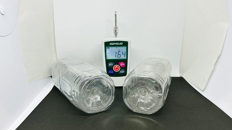 「スーパーXゴールド」のペットボトルでの接着強度と破壊後の面